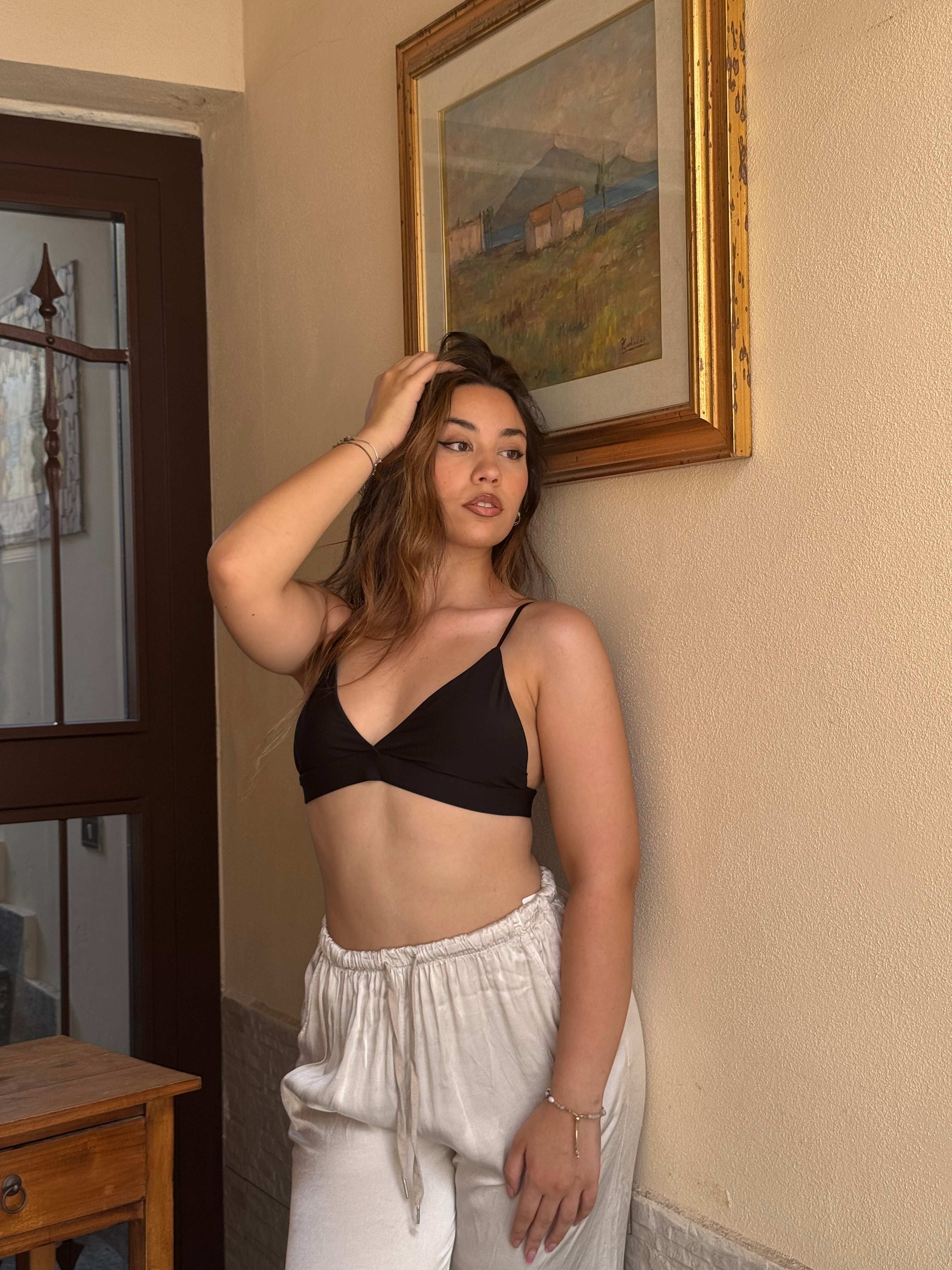 Top bra color nero