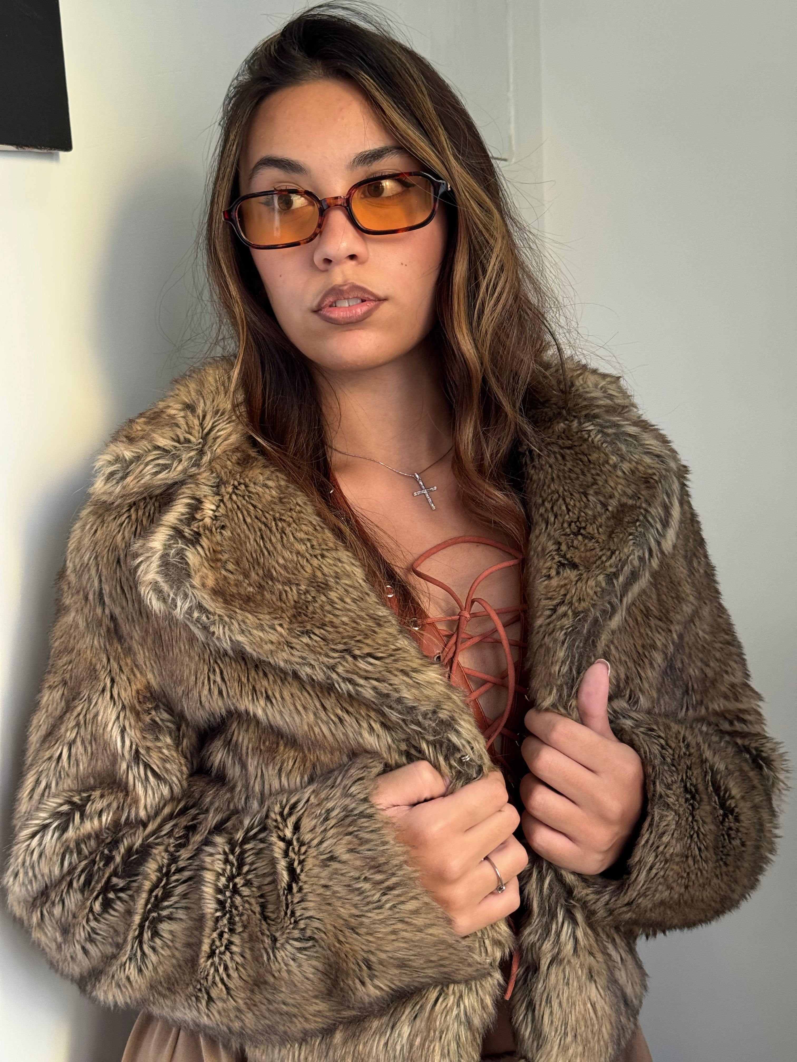 Pelliccia crop marrone - Wonderstyle