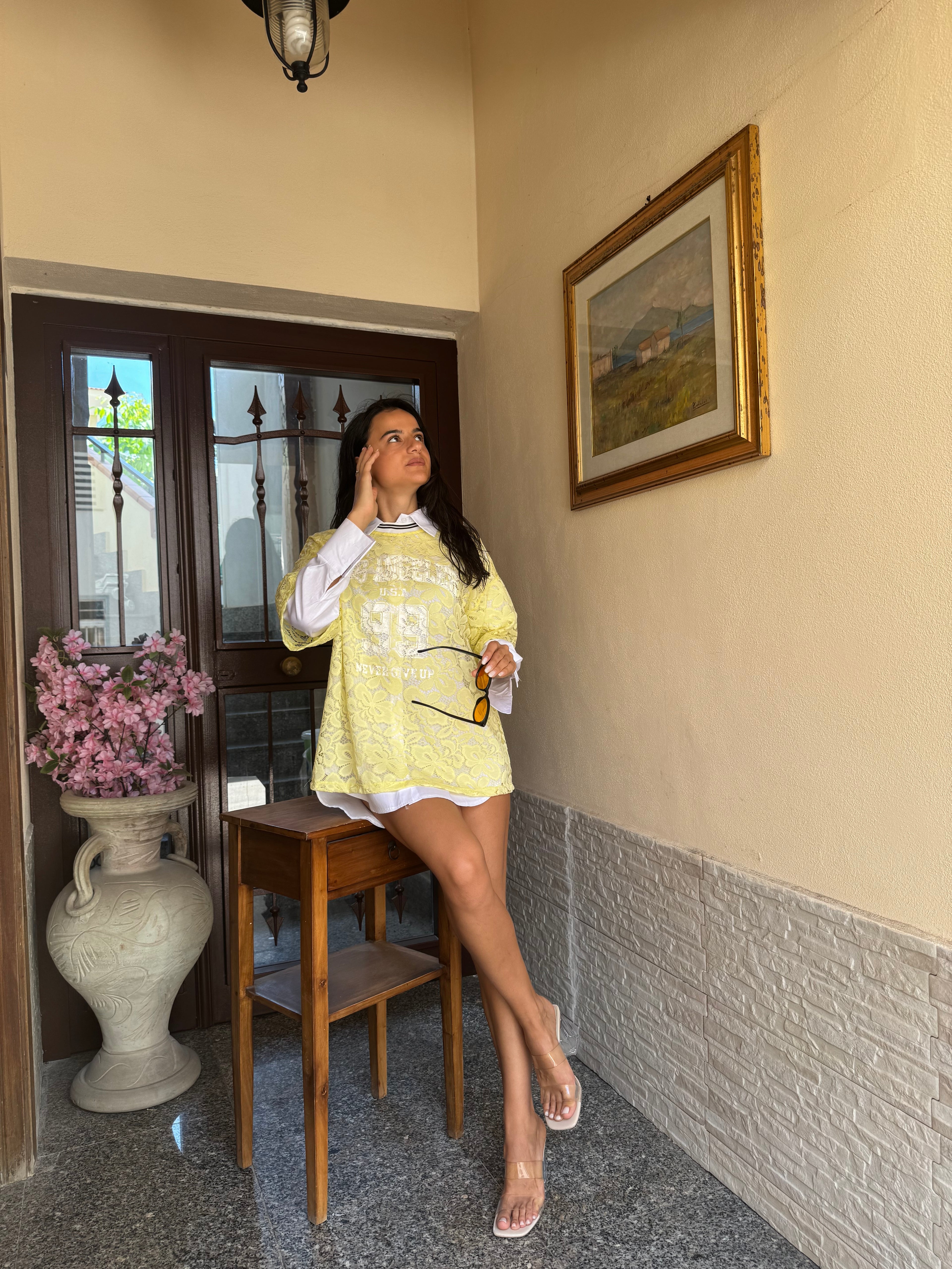 T-shirt camicia lace gialla