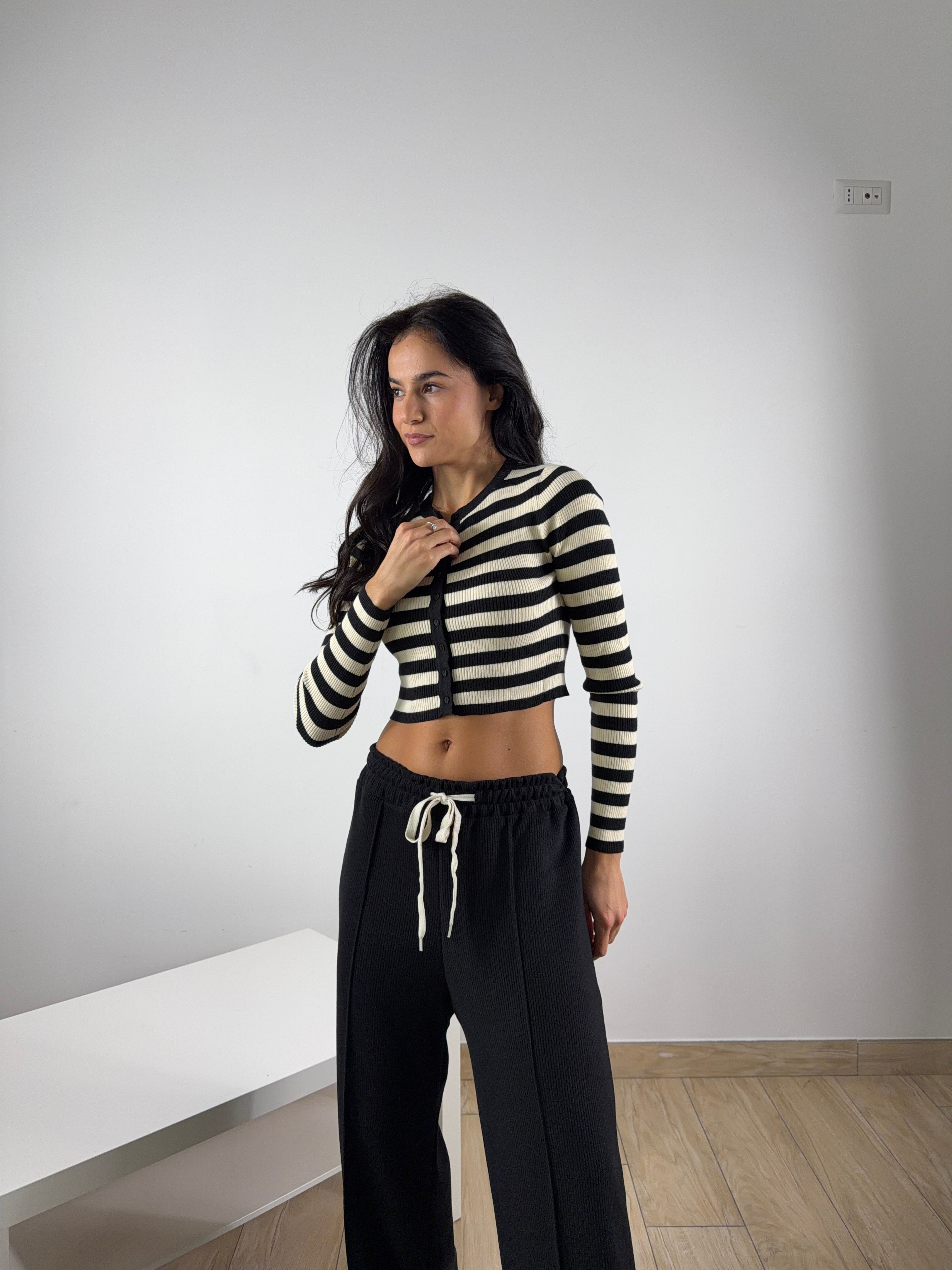 Cardigan Maglioncino Crop B&W