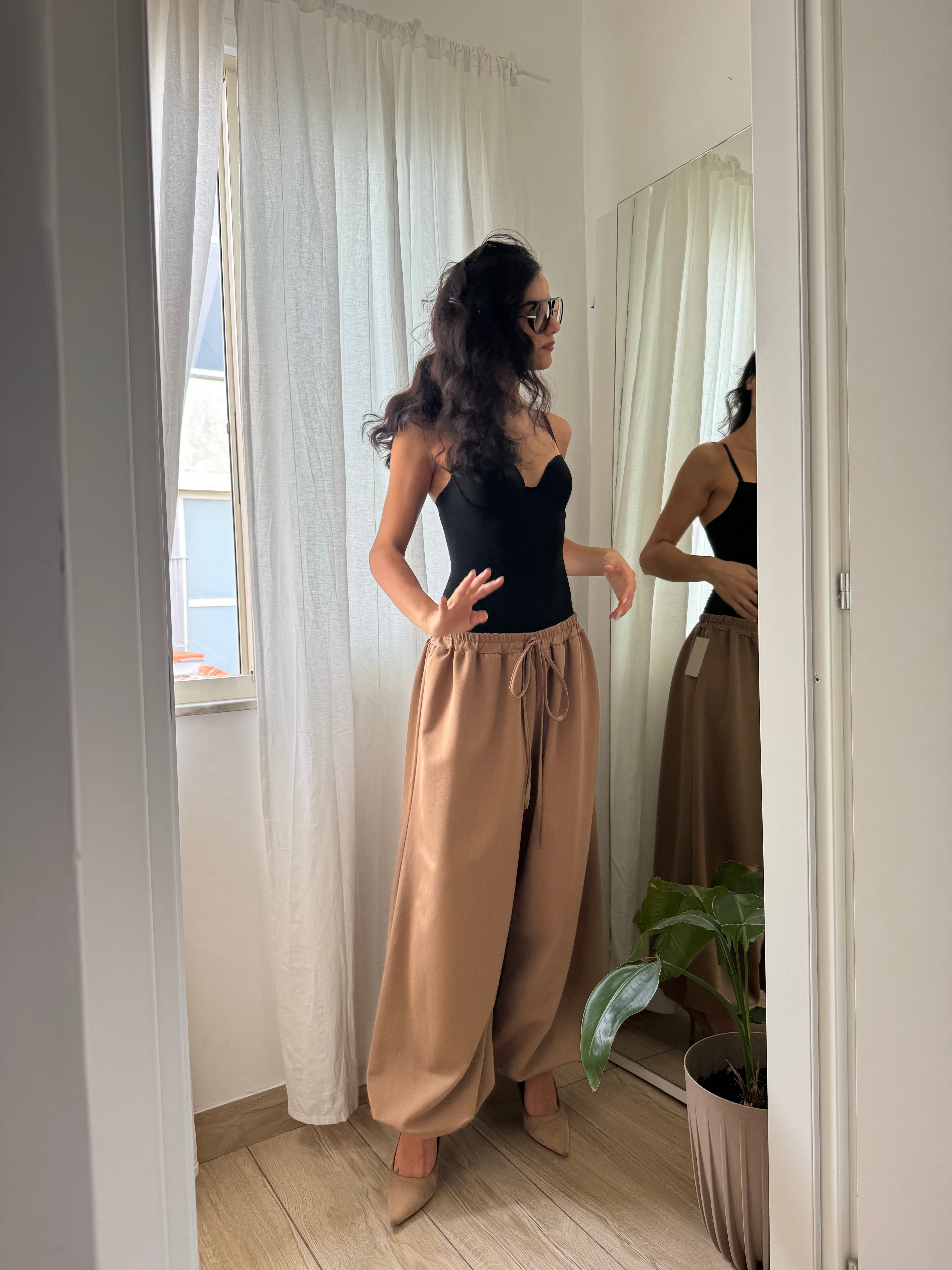 Pantalone a sbuffo cammello