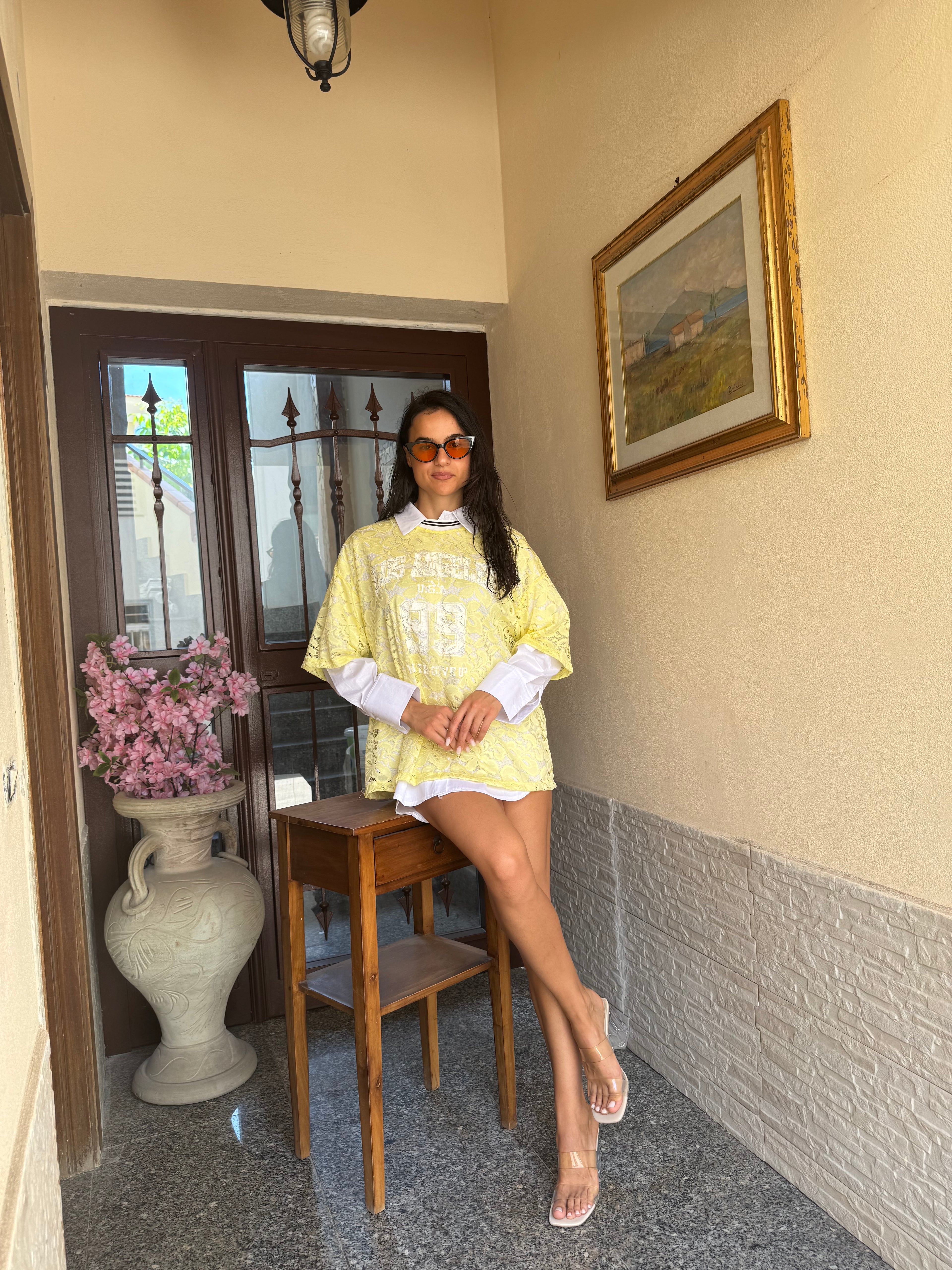 T-shirt camicia lace gialla