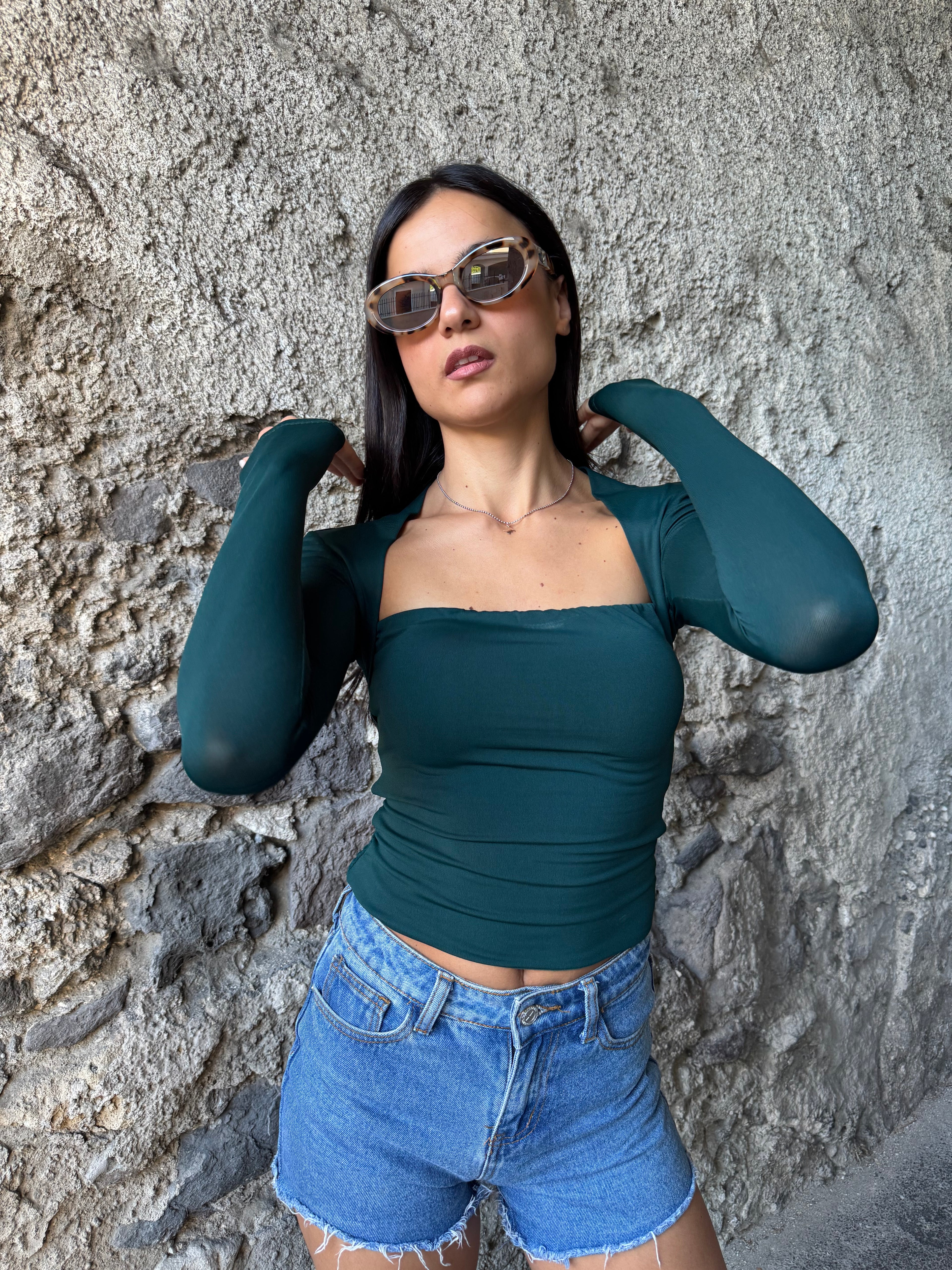 Top modellante verde