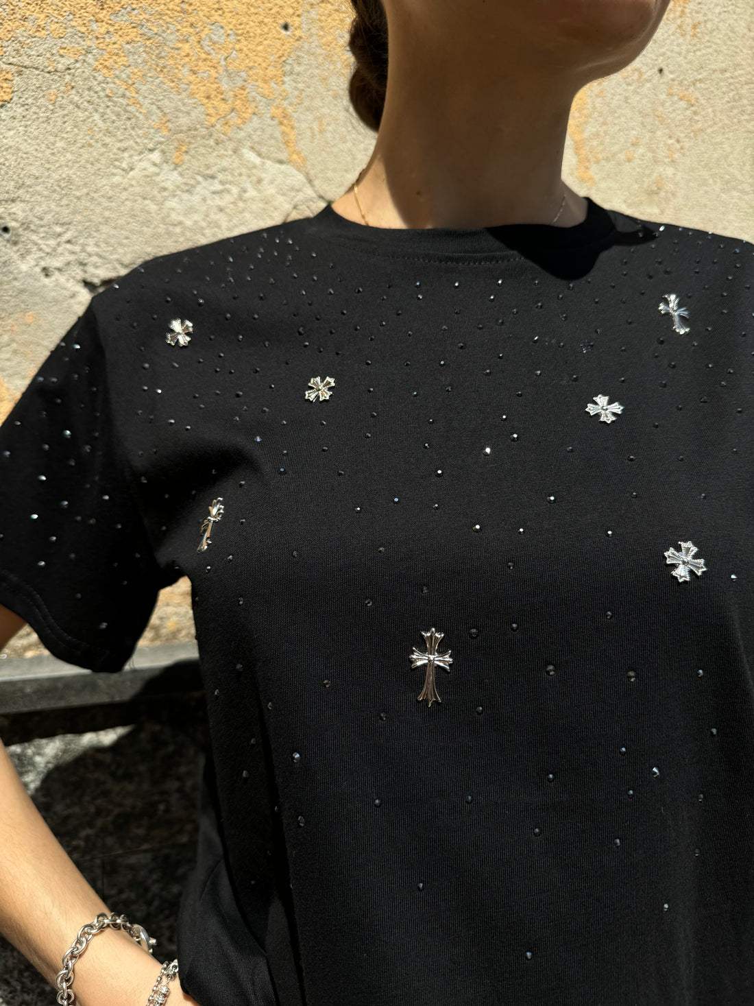 T-shirt cross nera - Wonderstyle