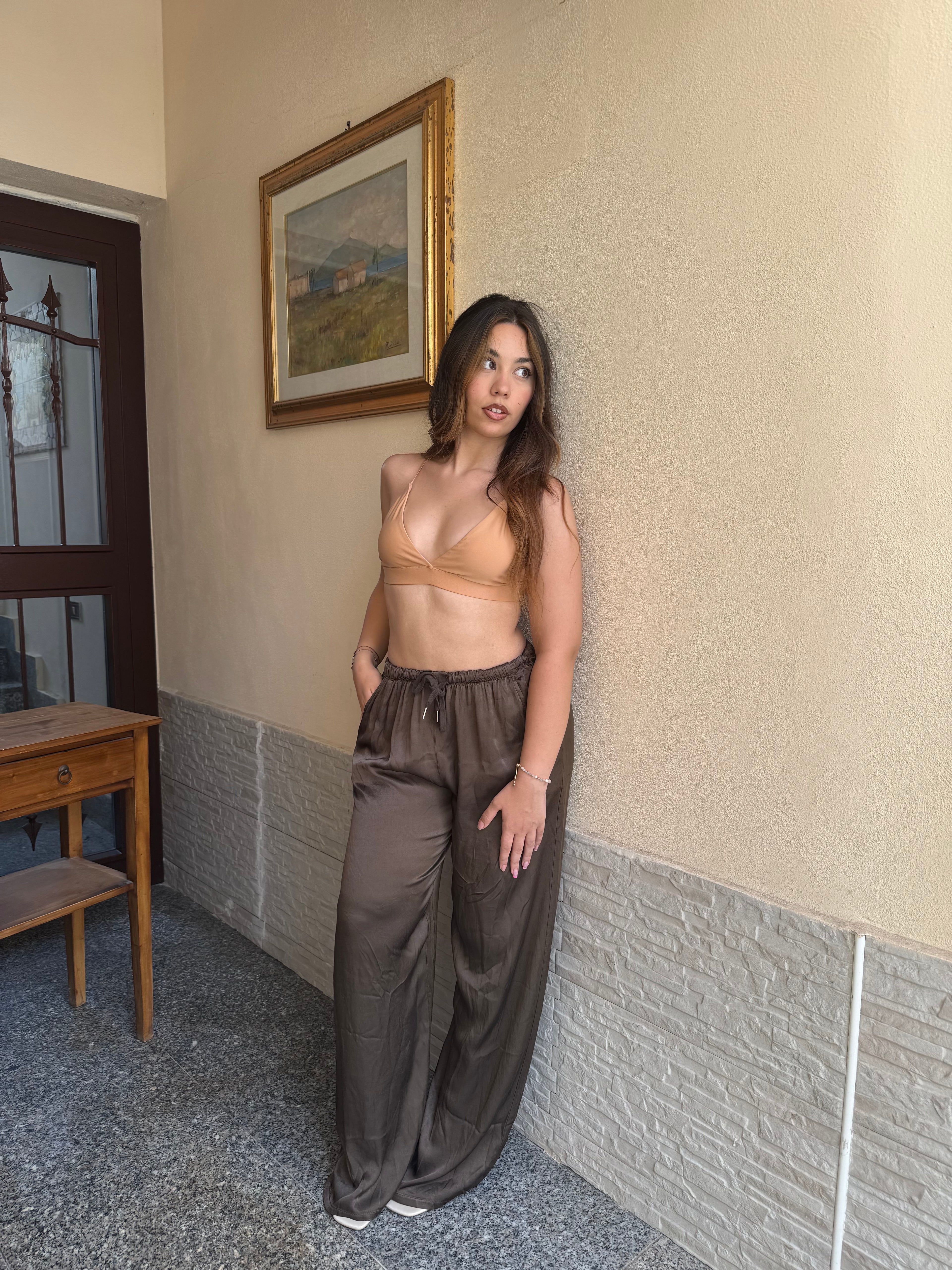 Top bra color carne