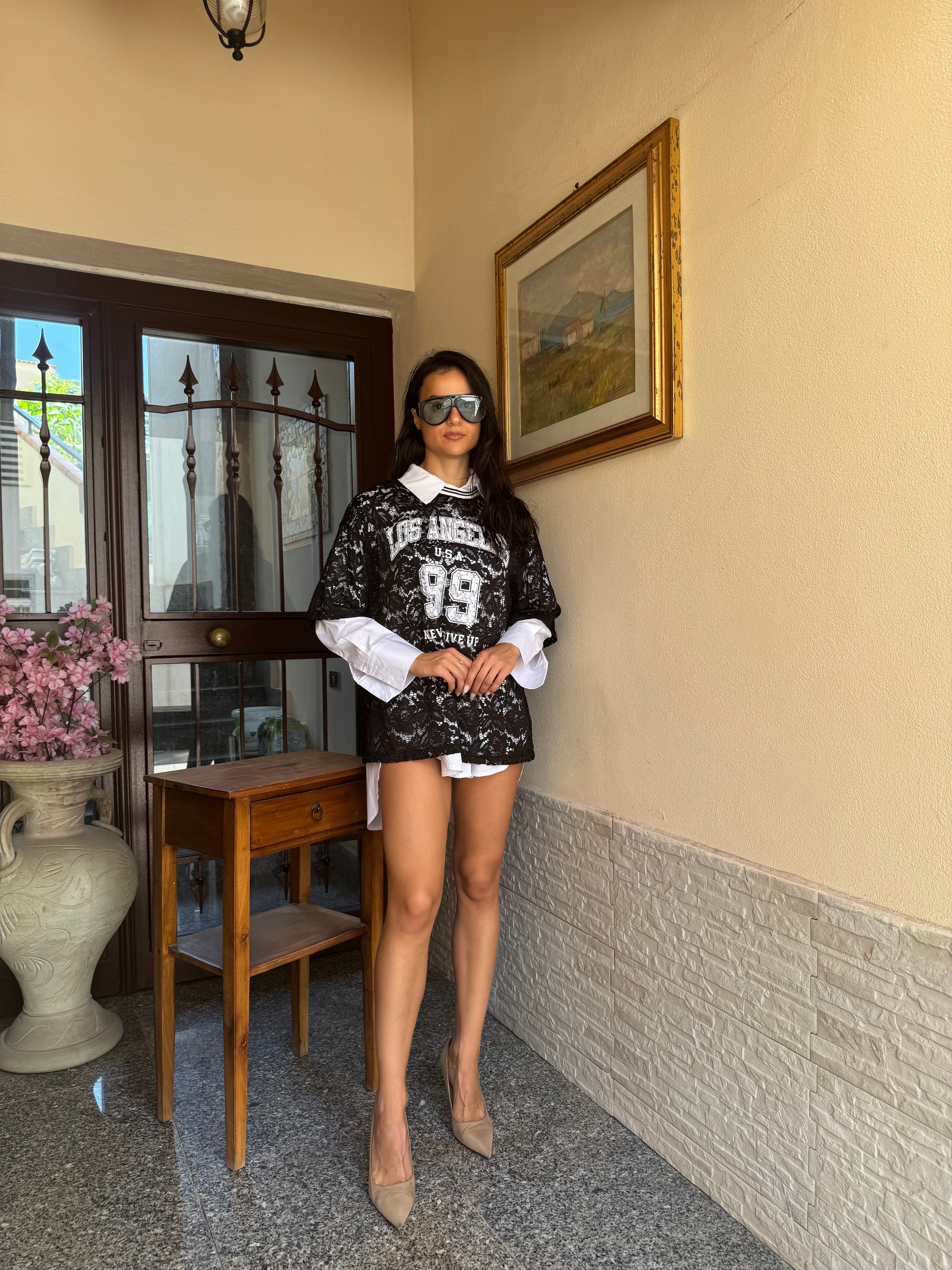 T-shirt camicia lace nera