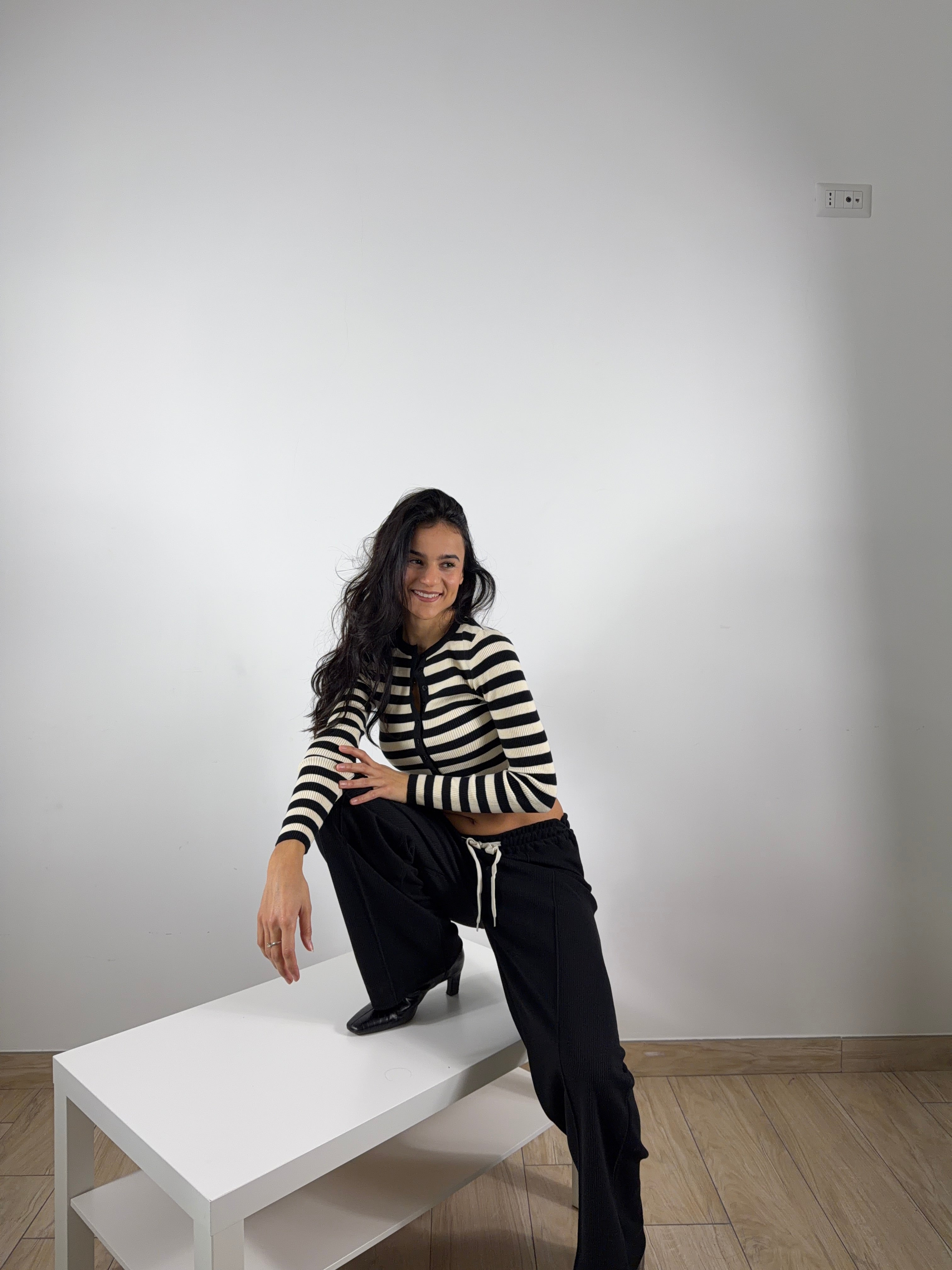 Cardigan Maglioncino Crop B&W