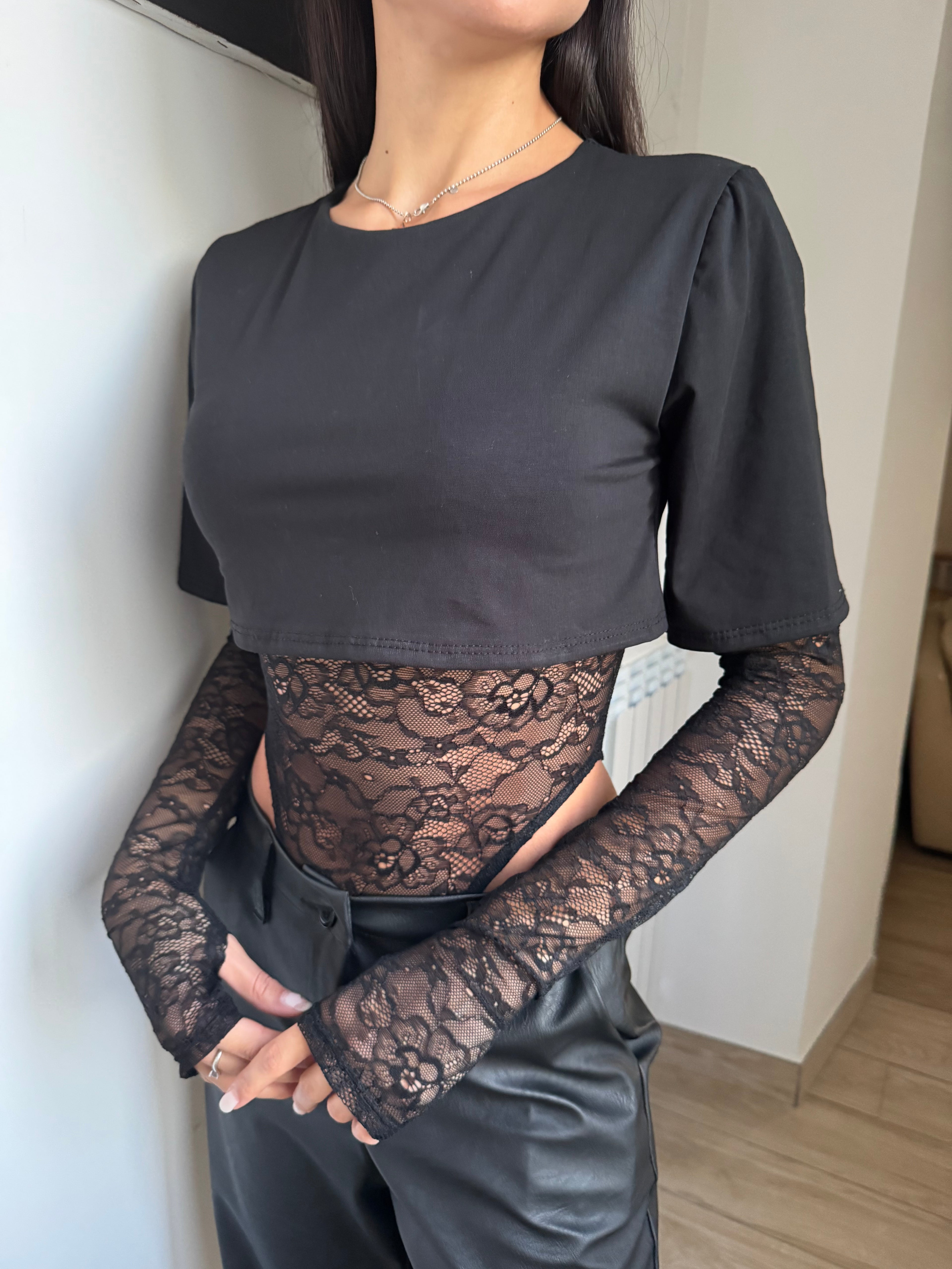T-SHIRT BODY PIZZO NERO