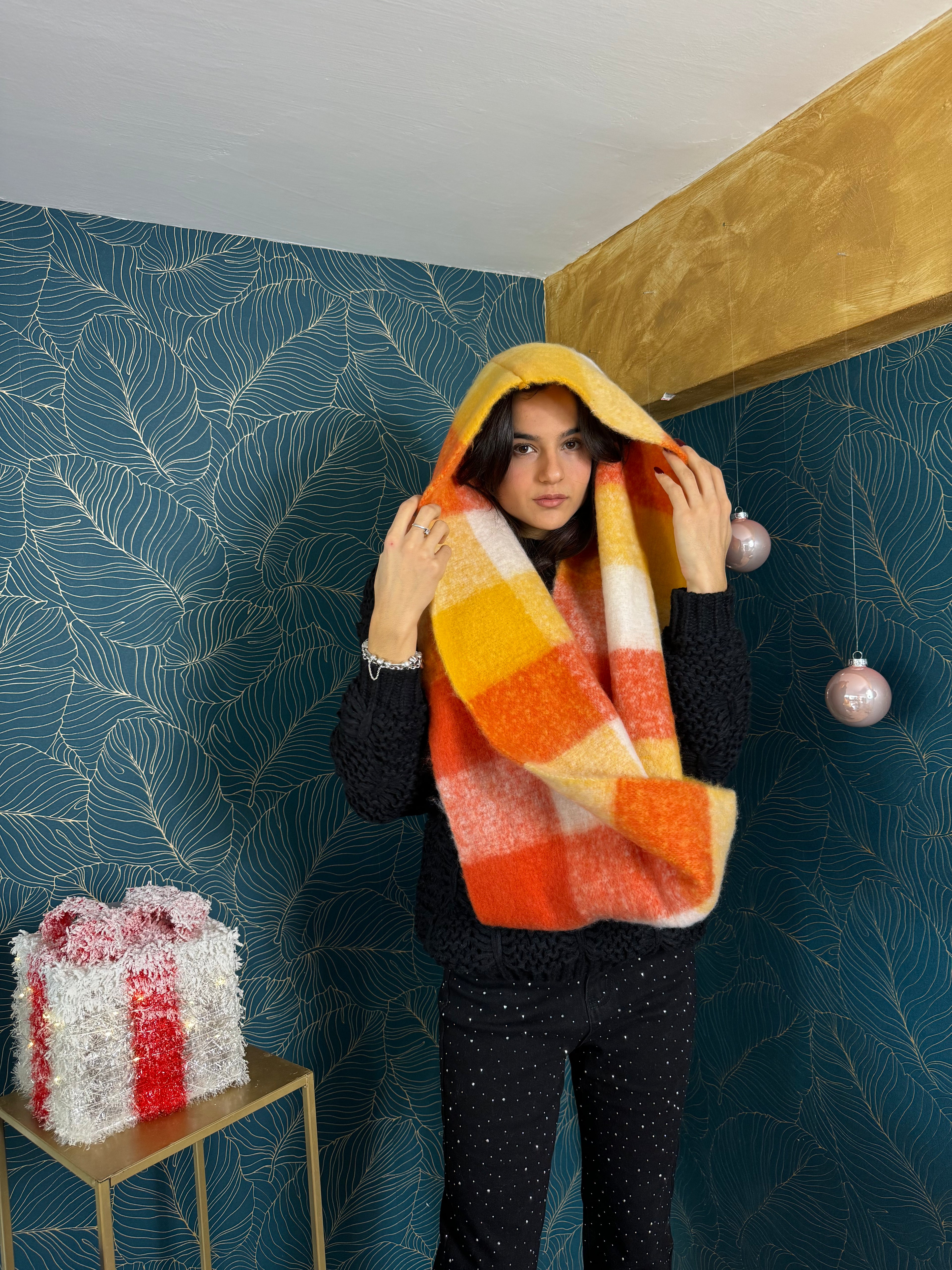 Sciarpona collo arancione - Wonderstyle