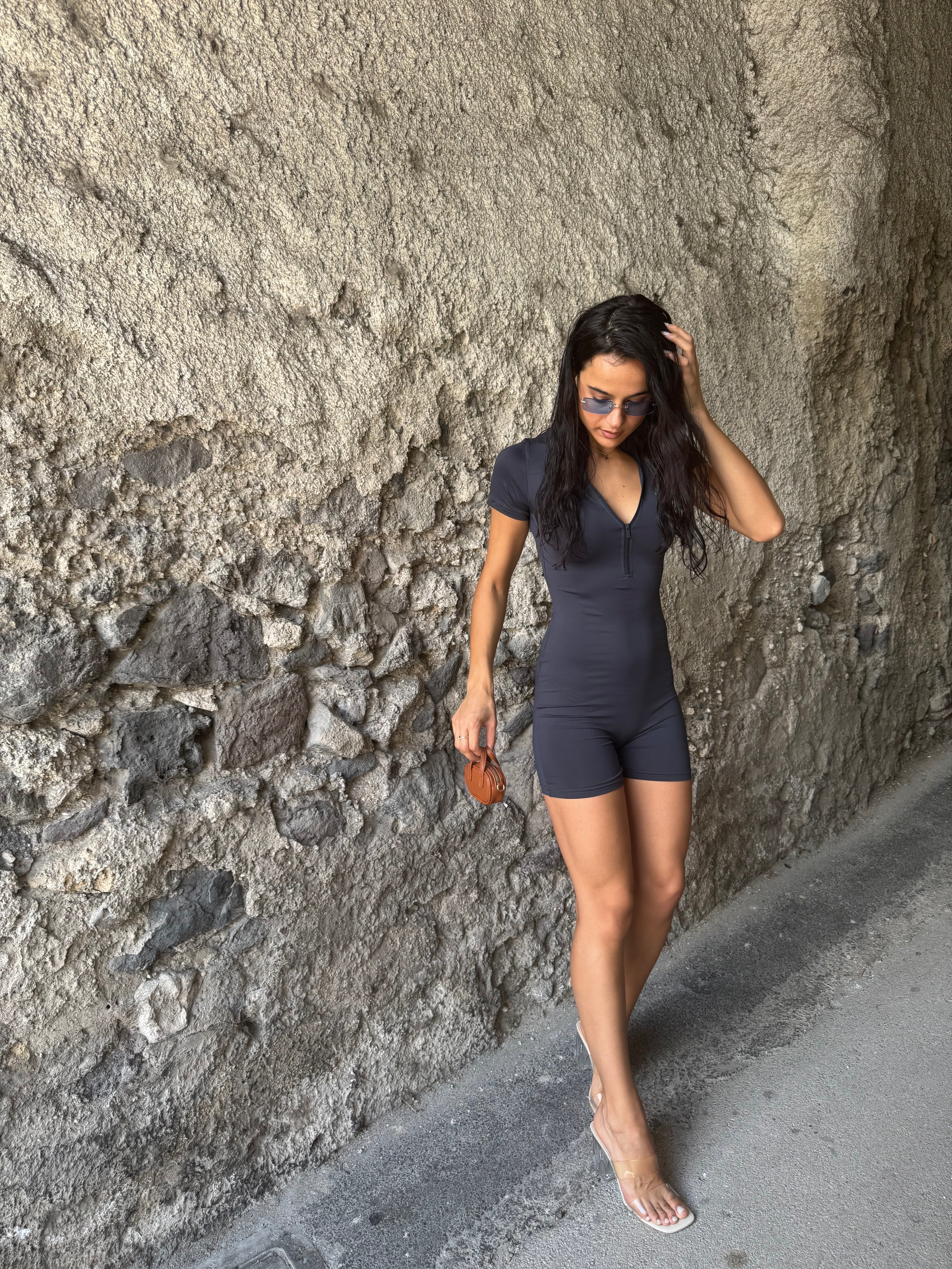 Tutina kim grigia