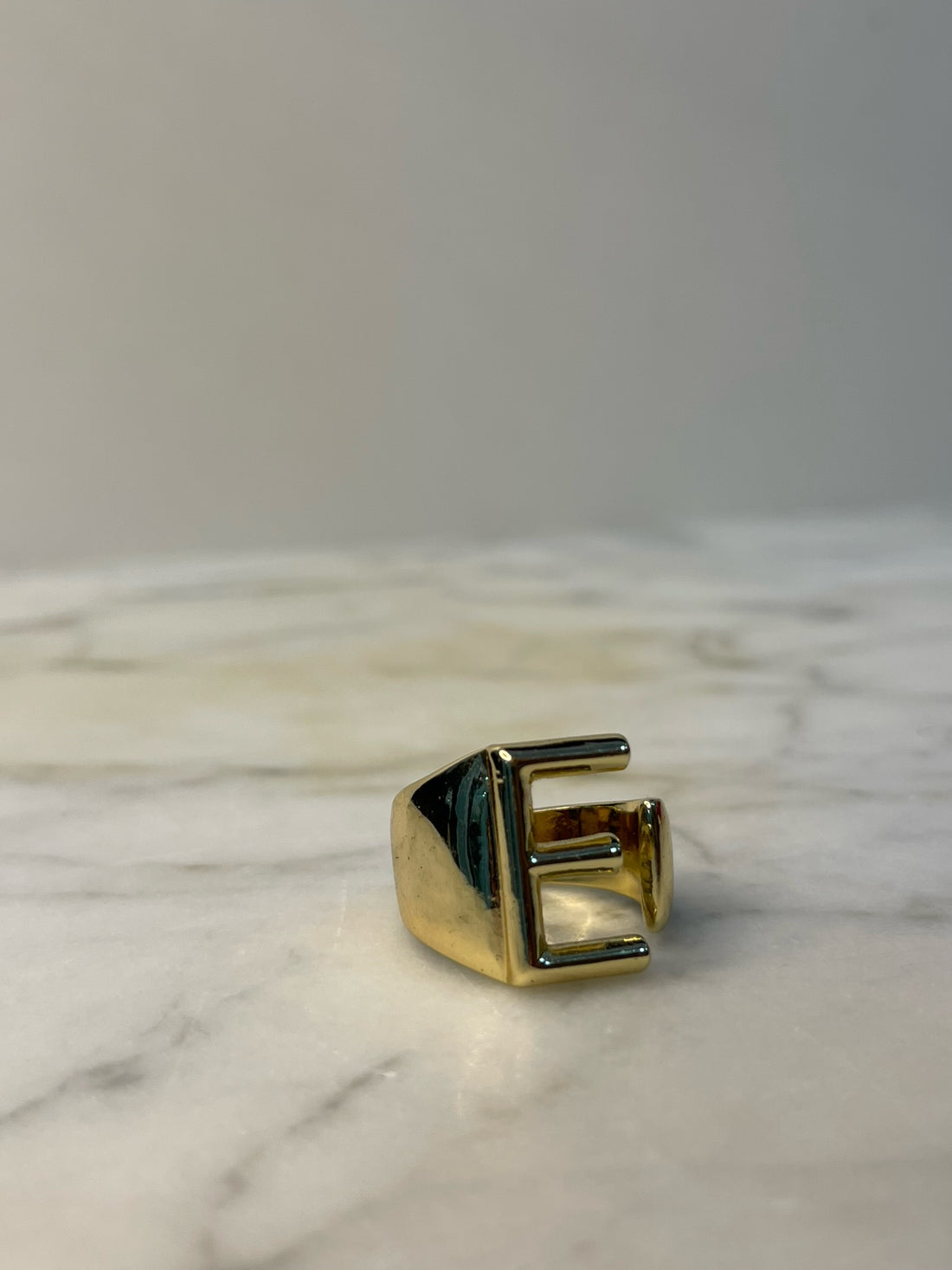 Anello iniziale E - Wonderstyle