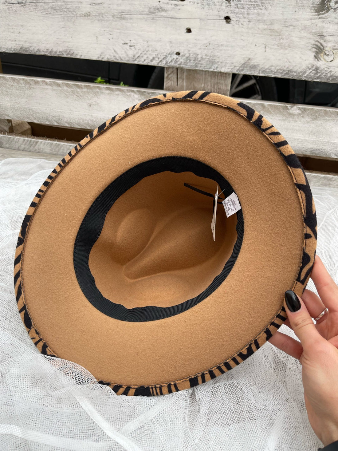 Cappello falda larga zebra cammello - Wonderstyle