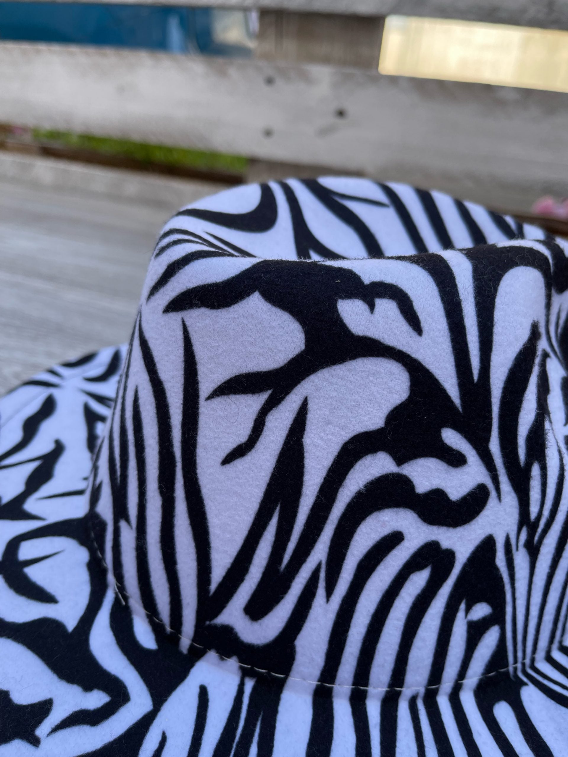 Cappello falda larga zebra bianco - Wonderstyle