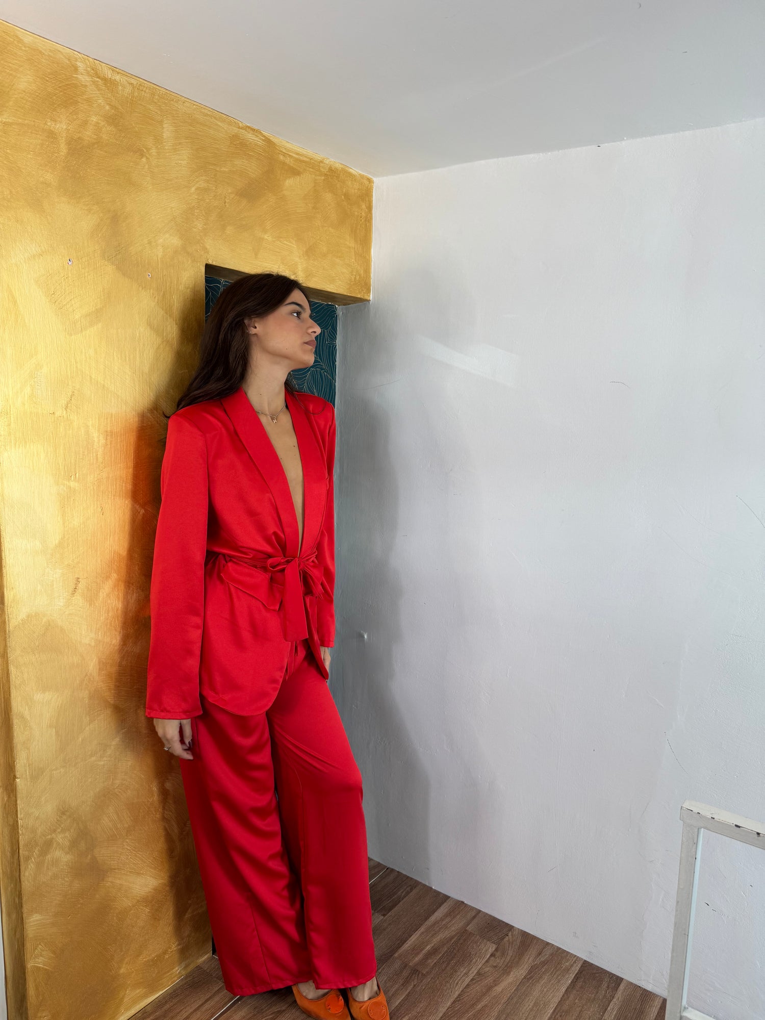 Tailleur satin rosso