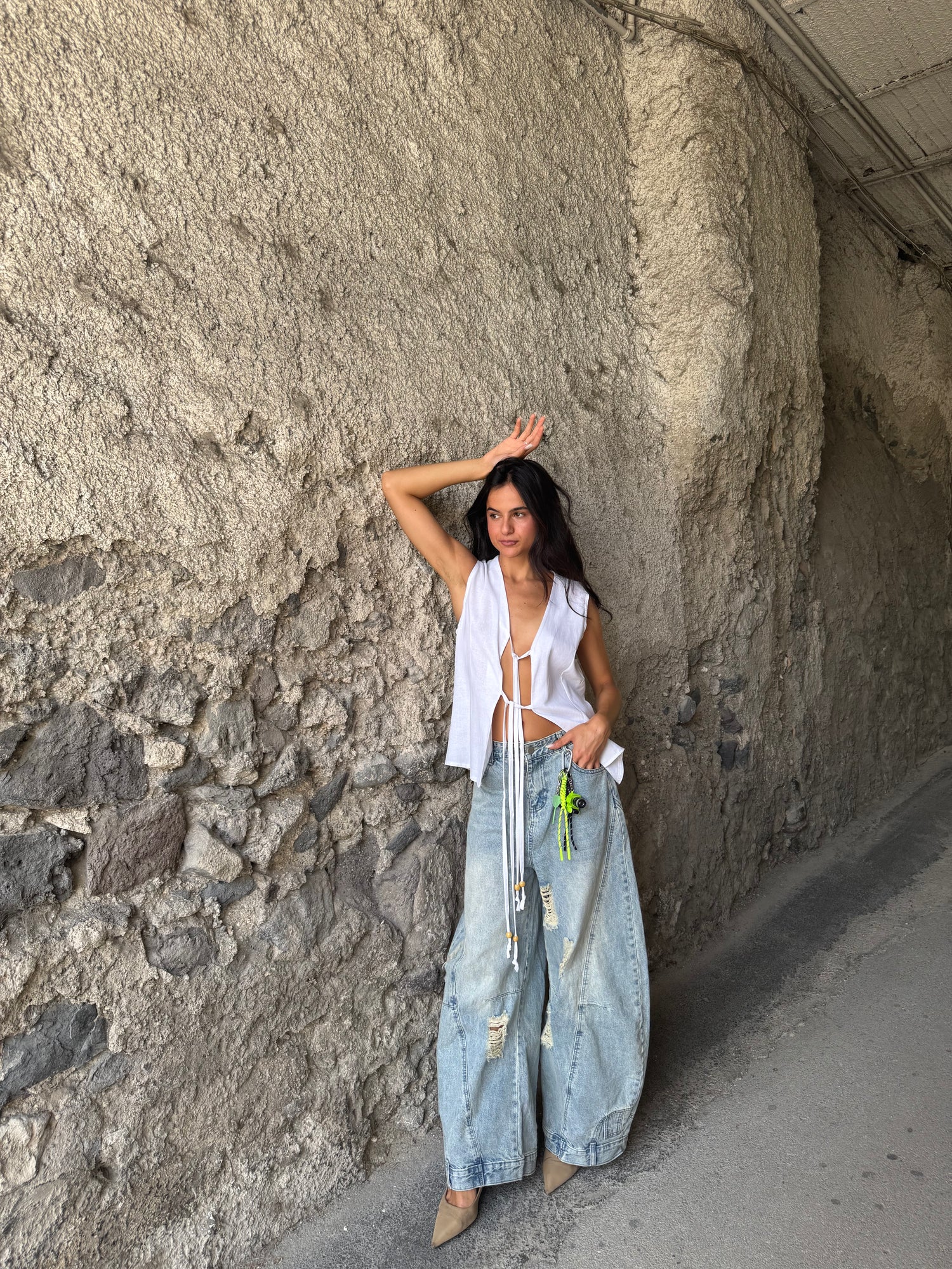 Jeans up and down