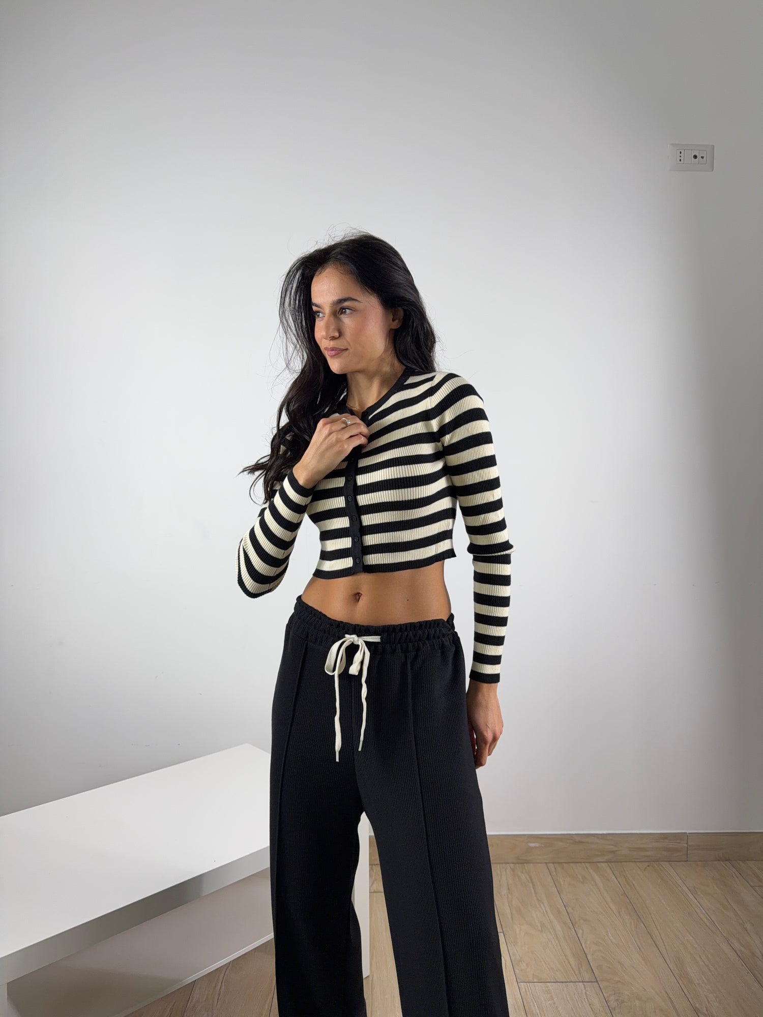 Cardigan Maglioncino Crop B&amp;W