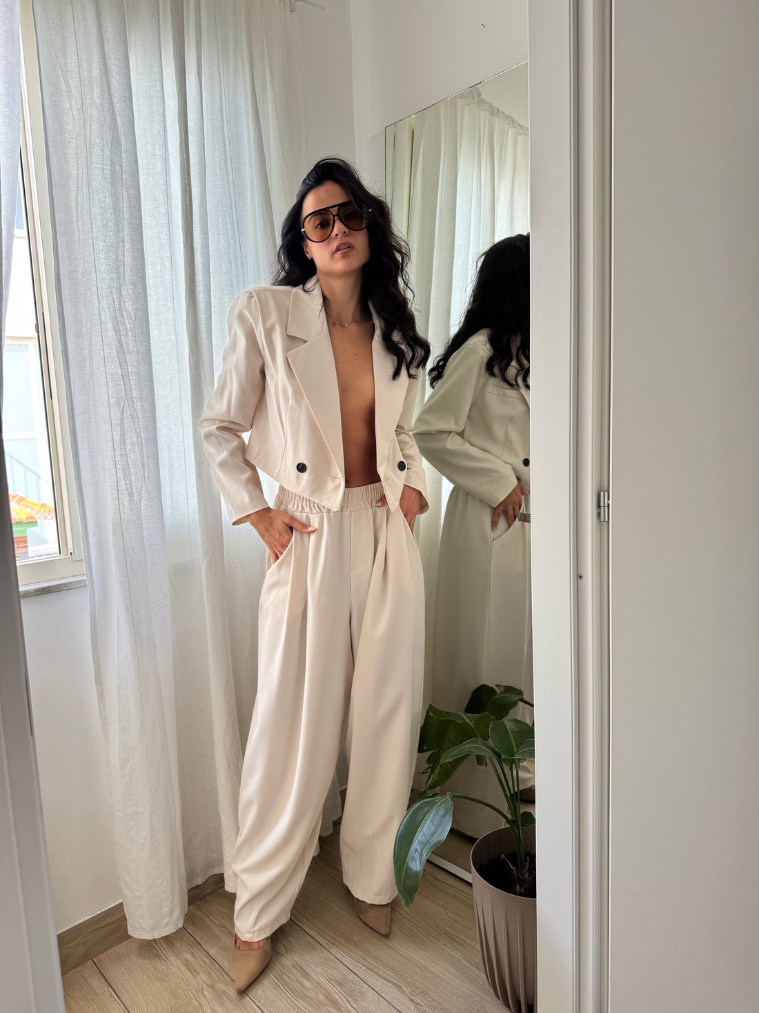 Tailleur cropped beige