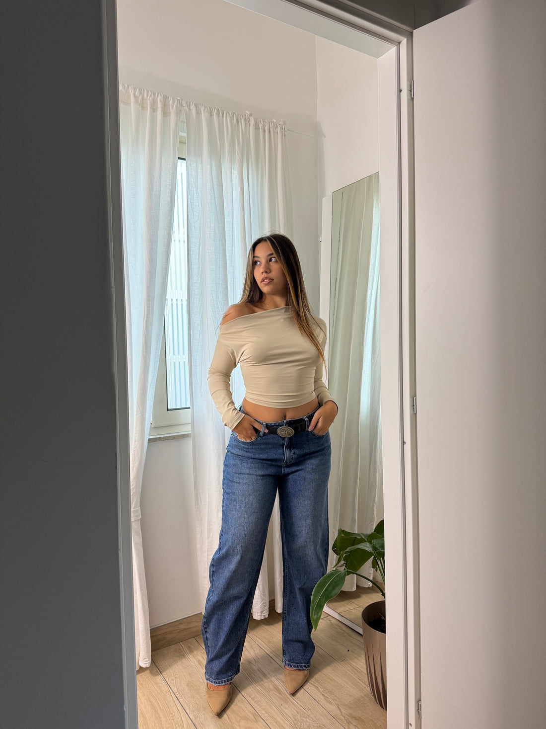 Maglia asimmetrica beige - Wonderstyle