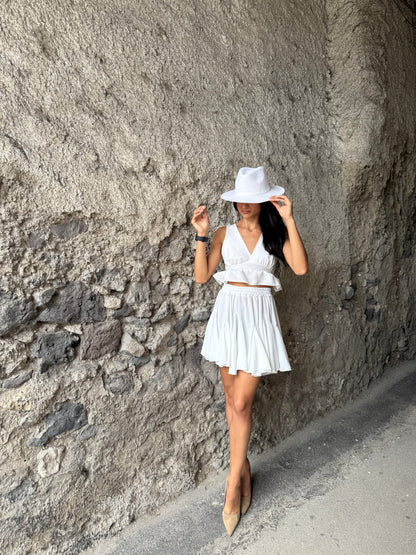 Top white
