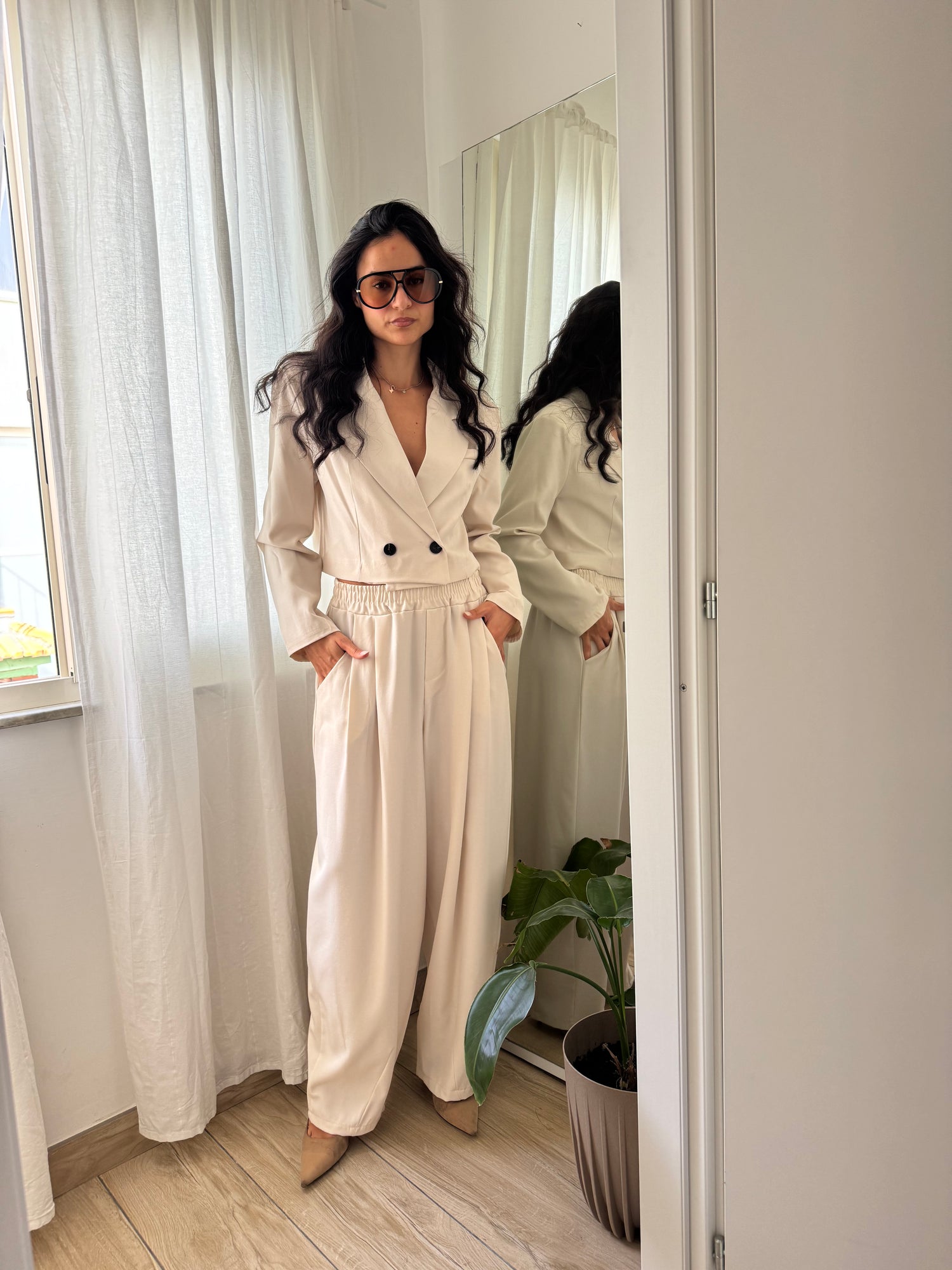 Tailleur cropped beige