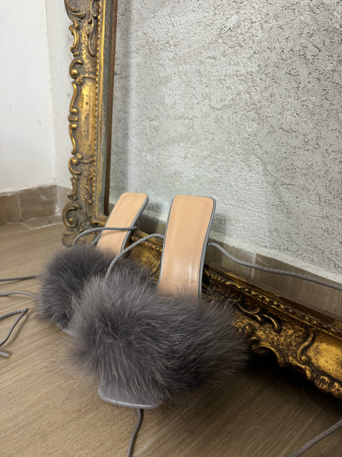 Sandali piume dark grey - Wonderstyle